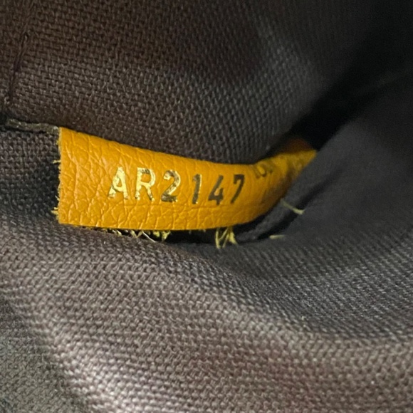 Authentic Pre-Owned Louis Vuitton Pochette Pallas BB Marrone - Picture 14 of 16